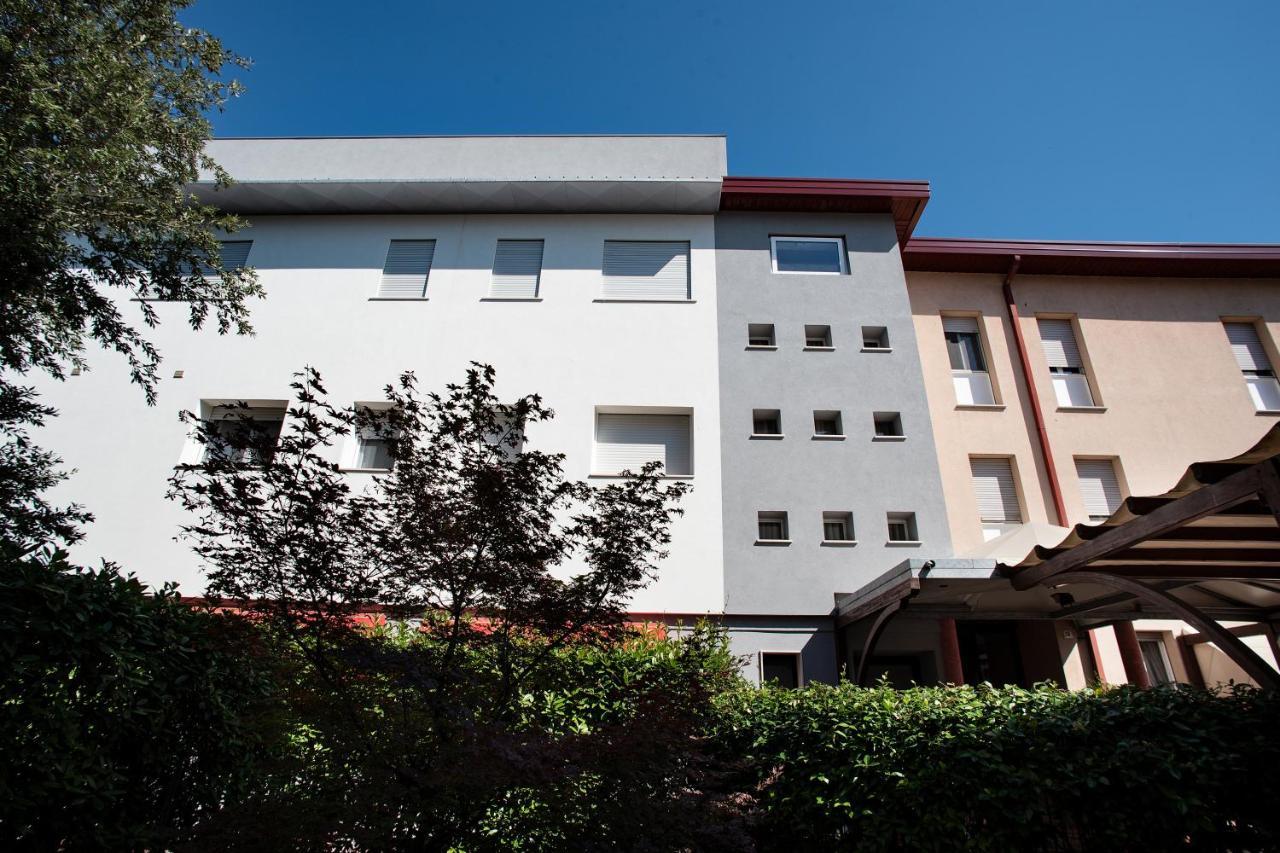 Hotel Montereale Pordenone Luaran gambar