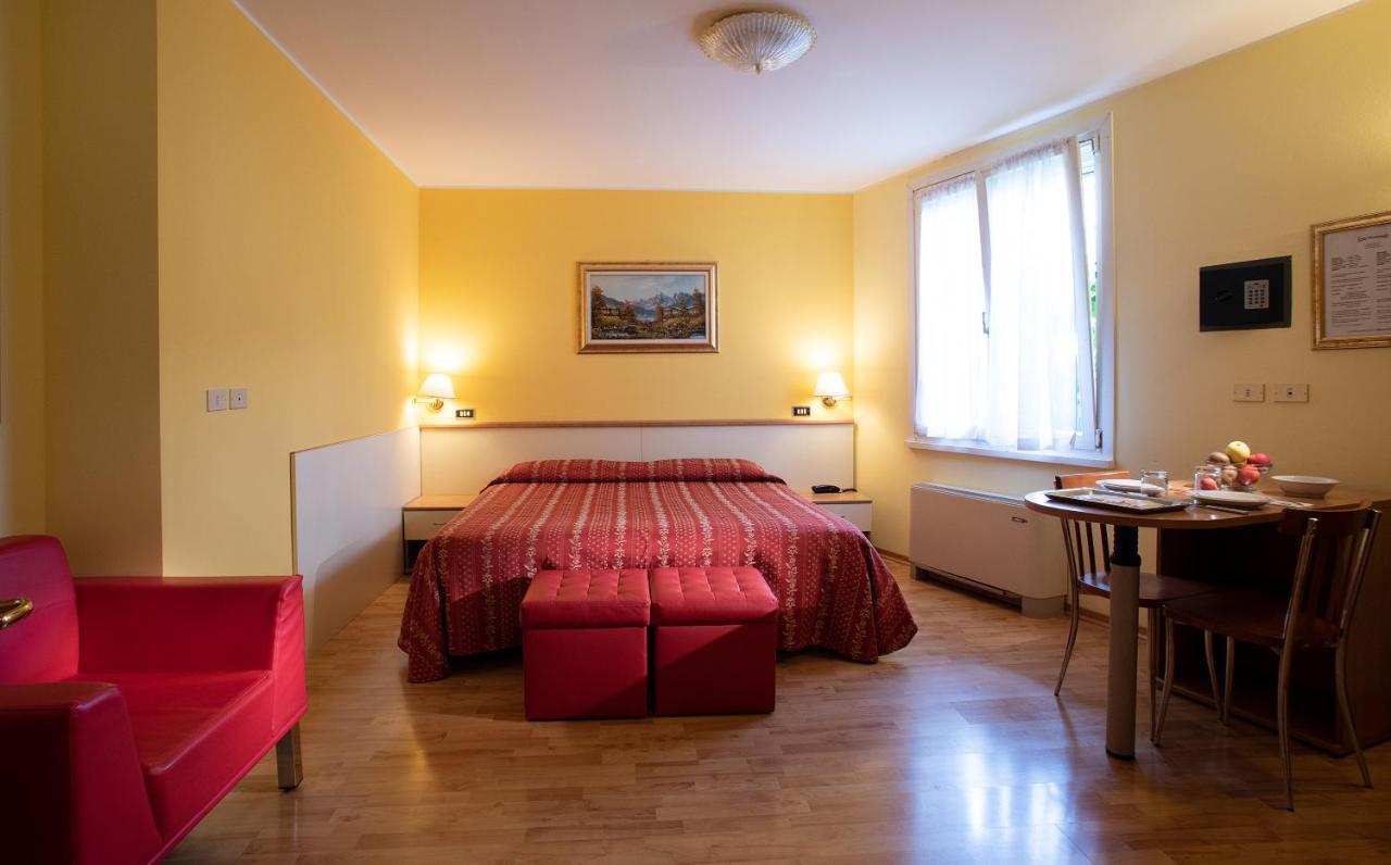 Hotel Montereale Pordenone Luaran gambar