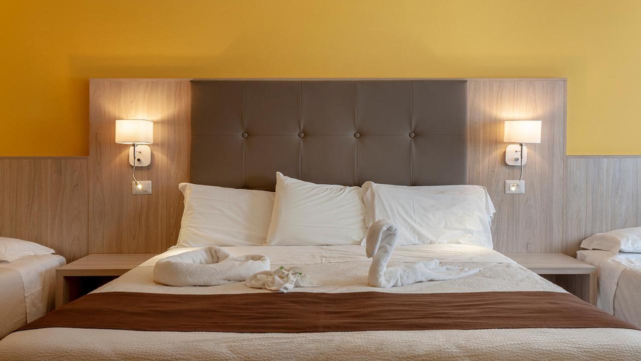 Hotel Montereale Pordenone Luaran gambar