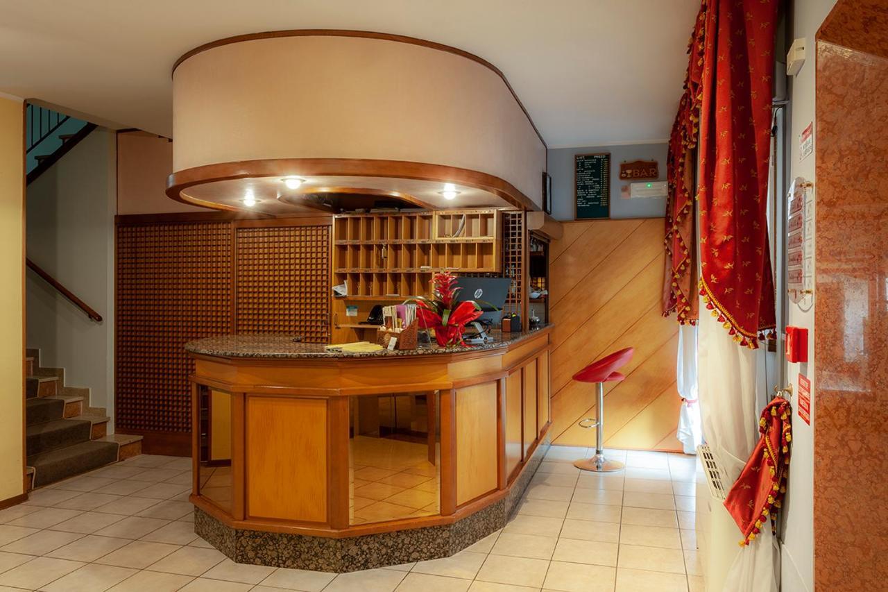 Hotel Montereale Pordenone Luaran gambar